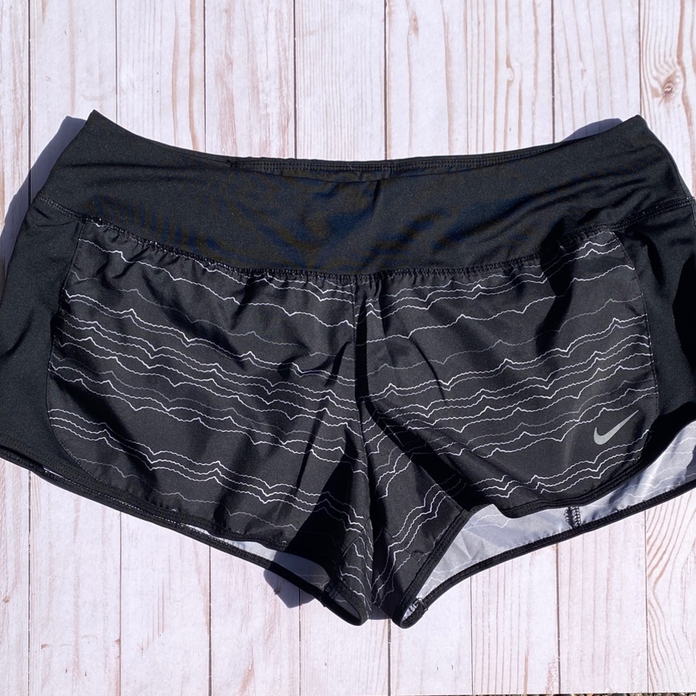 Nike Women's Black and White Athletic Shorts DriFit Bikini Liner